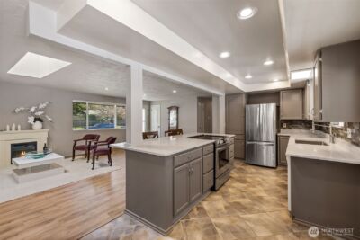 14225 104th Avenue NE, Kirkland, WA 98034-9406 - Photo 5