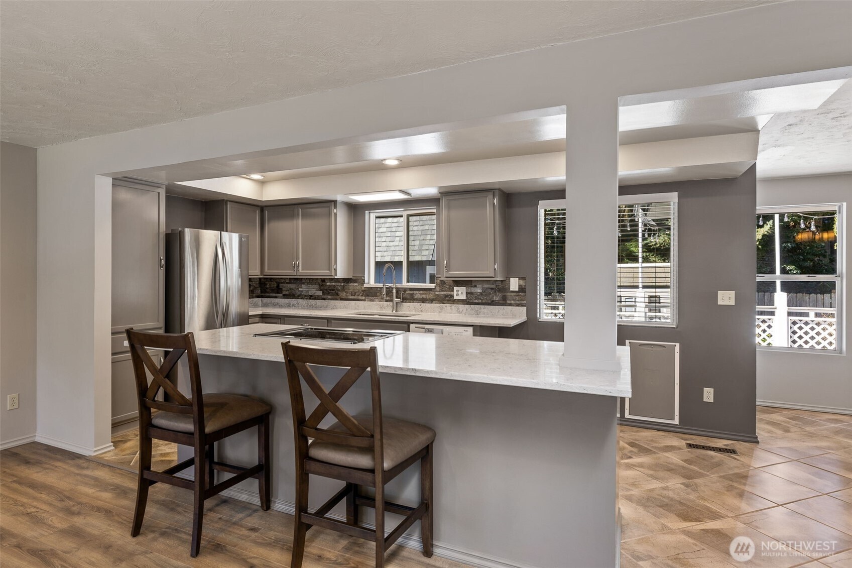14225 104th Avenue NE, Kirkland, WA 98034-9406