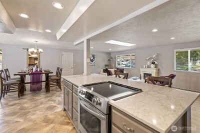 14225 104th Avenue NE, Kirkland, WA 98034-9406 - Photo 7