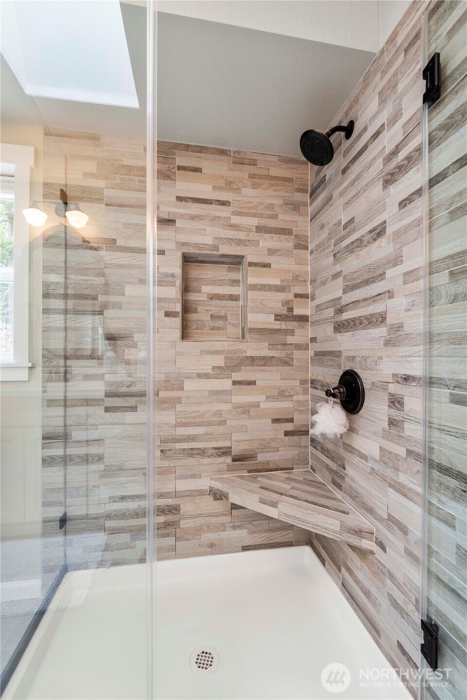 15511 133rd Avenue E, Puyallup, WA 98374