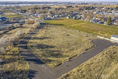 11 Valley Road NE #11, Moses Lake, WA 98837 - Photo 2