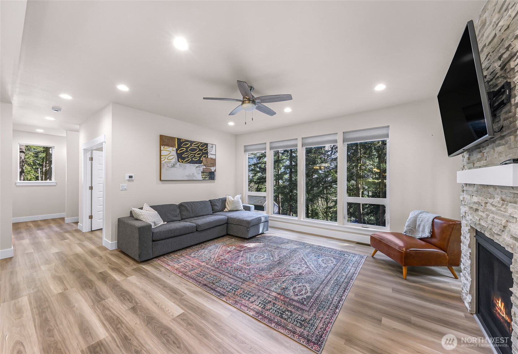 28 Hillside Place , Bellingham, WA 98229