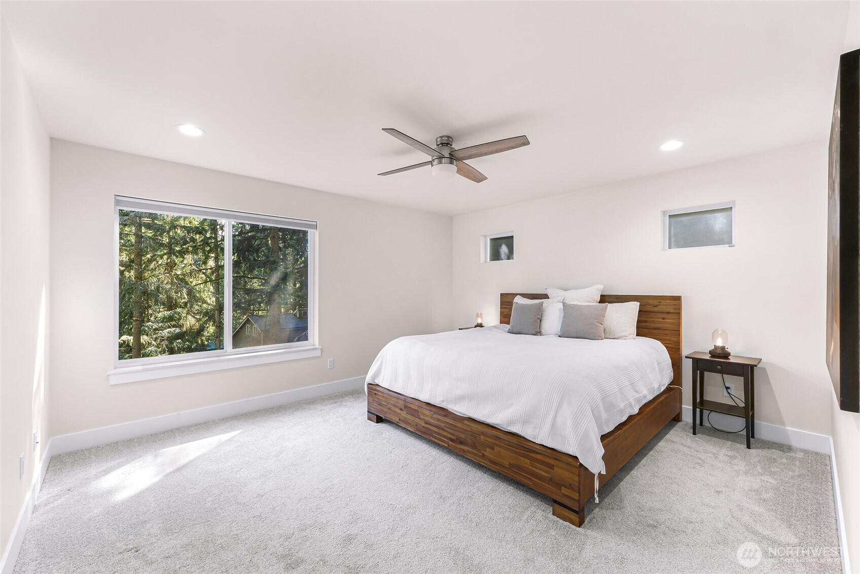28 Hillside Place , Bellingham, WA 98229