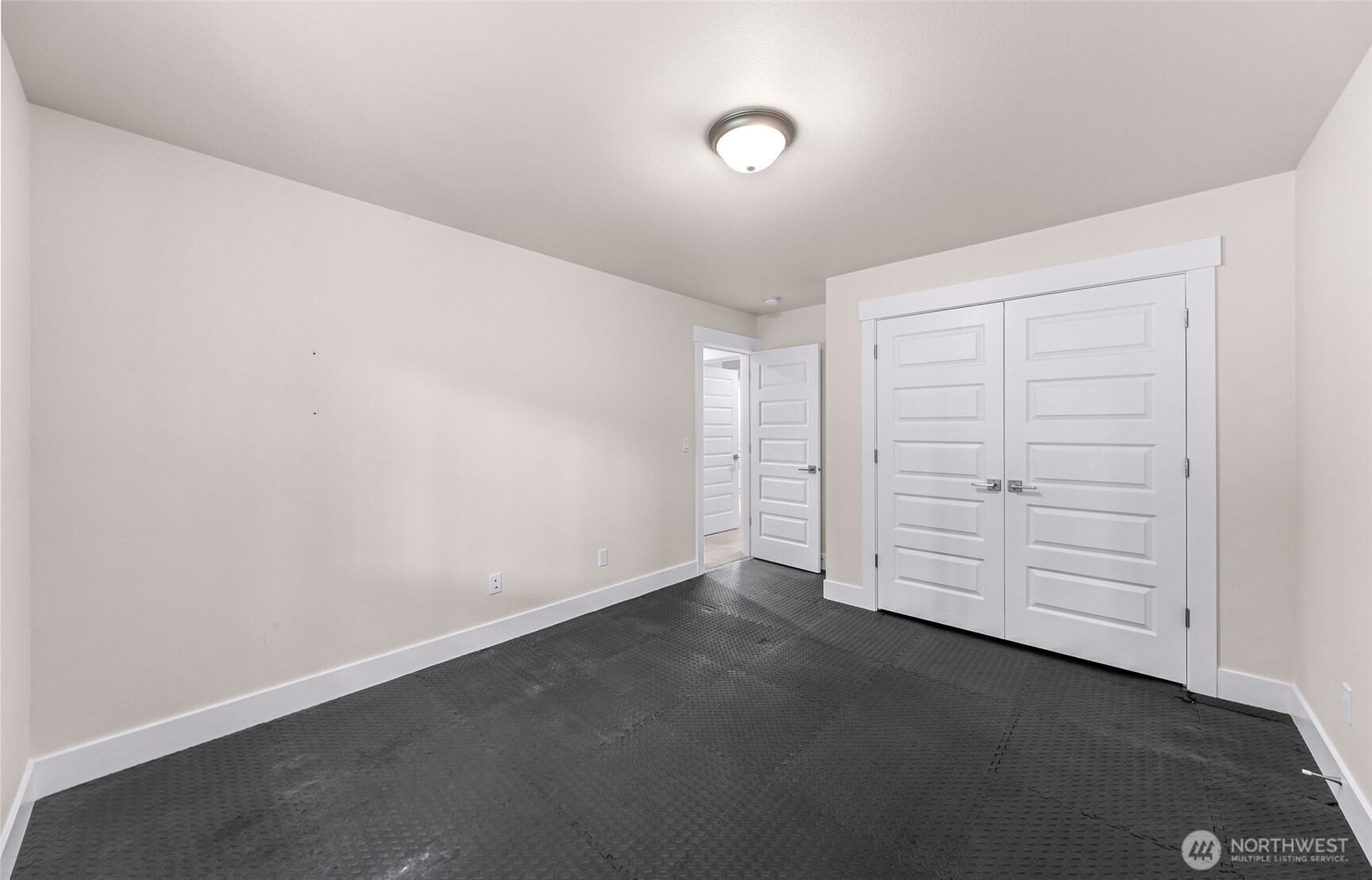 28 Hillside Place , Bellingham, WA 98229