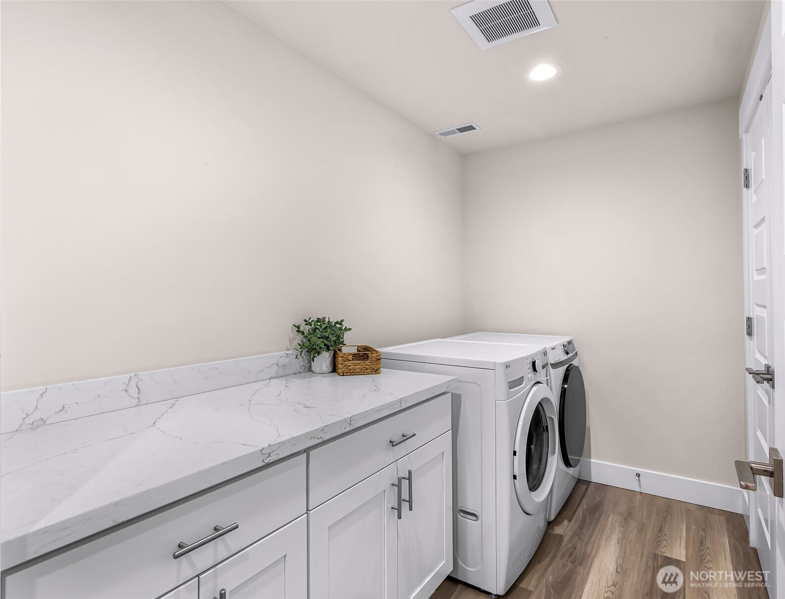 28 Hillside Place , Bellingham, WA 98229