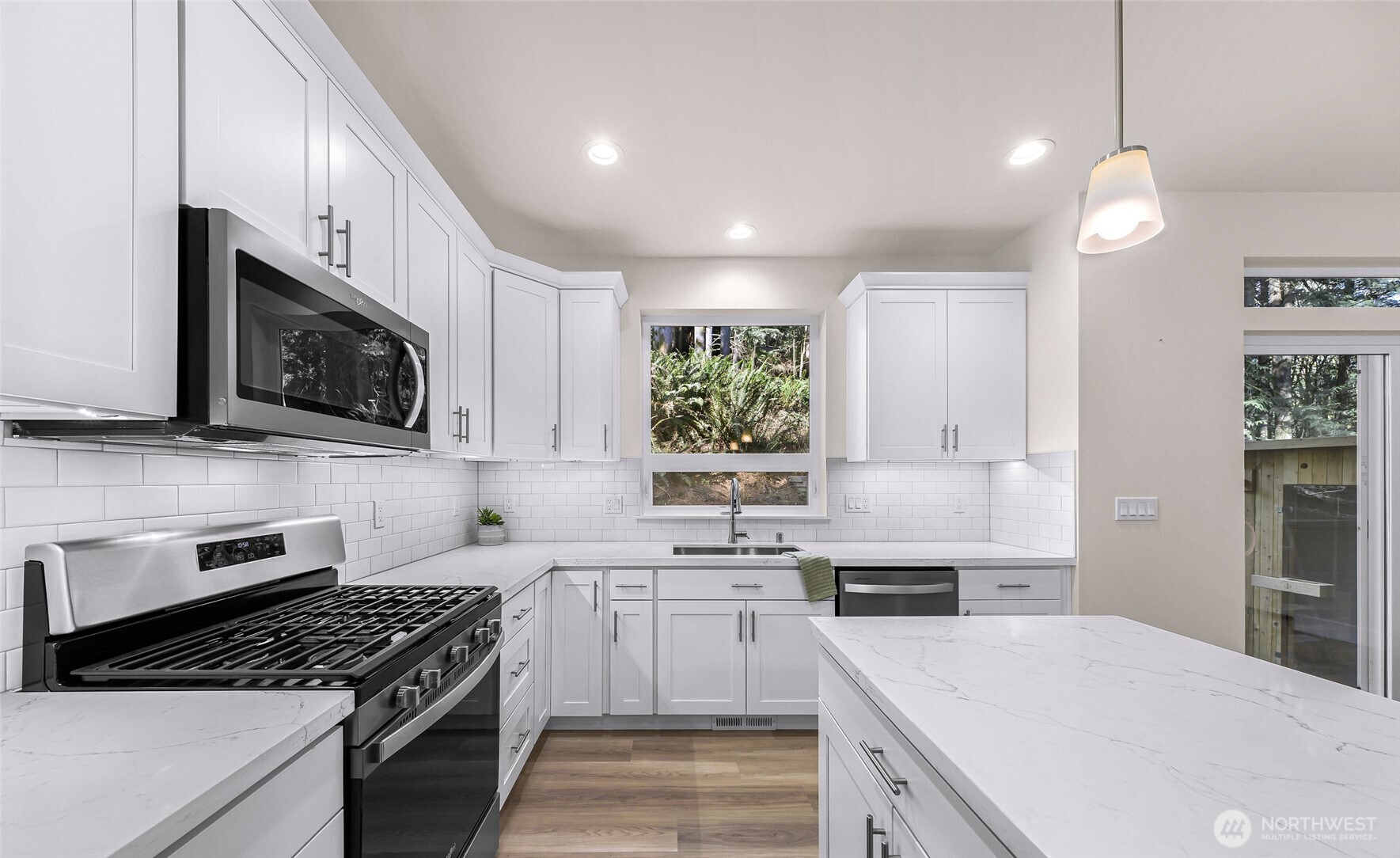 28 Hillside Place , Bellingham, WA 98229