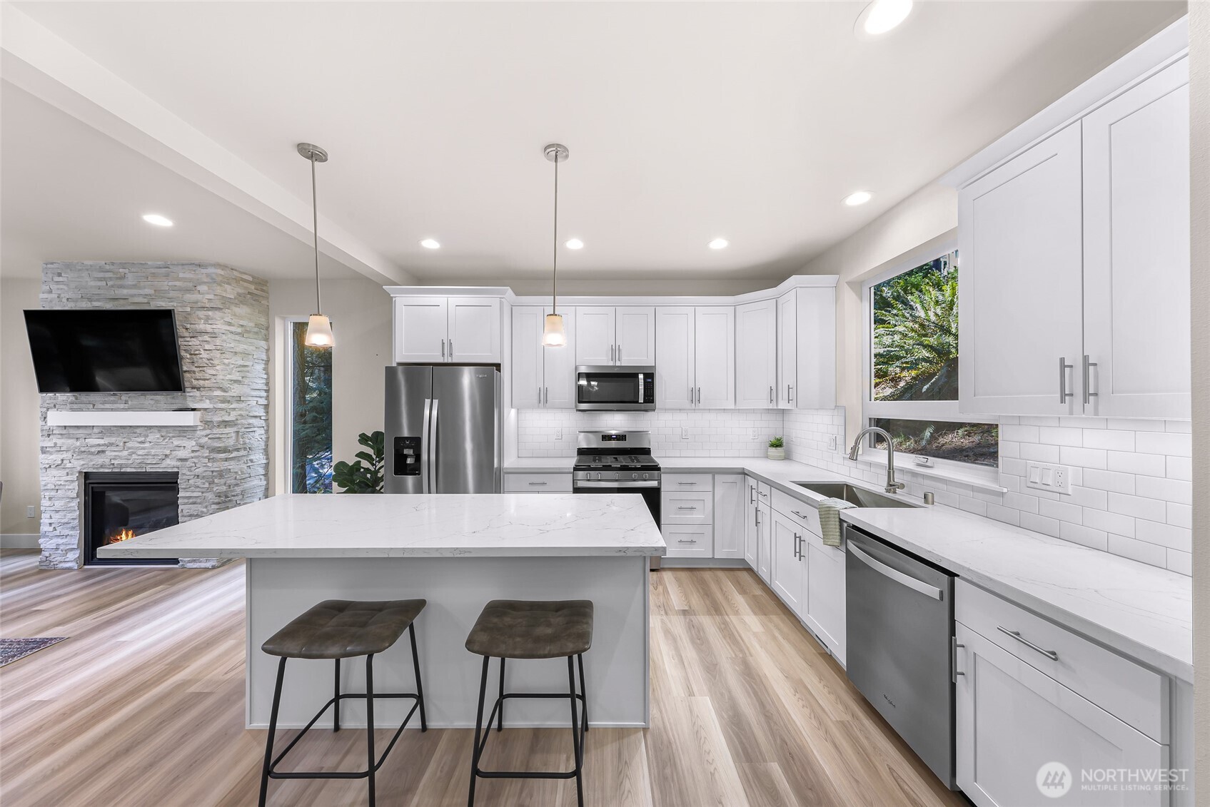 28 Hillside Place , Bellingham, WA 98229