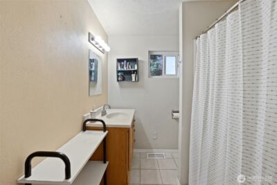 2030 S Kent Des Moines Road , Des Moines, WA 98198 - Photo 15