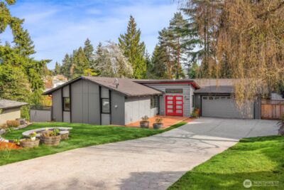 12211 SE 63rd Place , Bellevue, WA 98006 - Photo 3