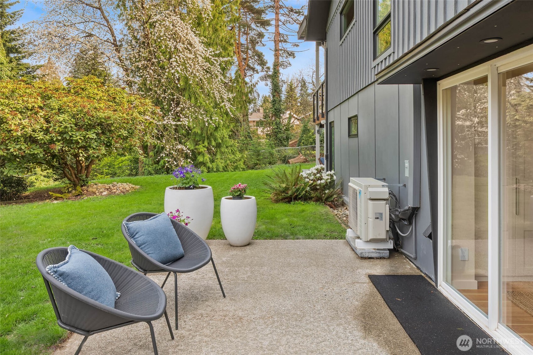 12211 SE 63rd Place , Bellevue, WA 98006