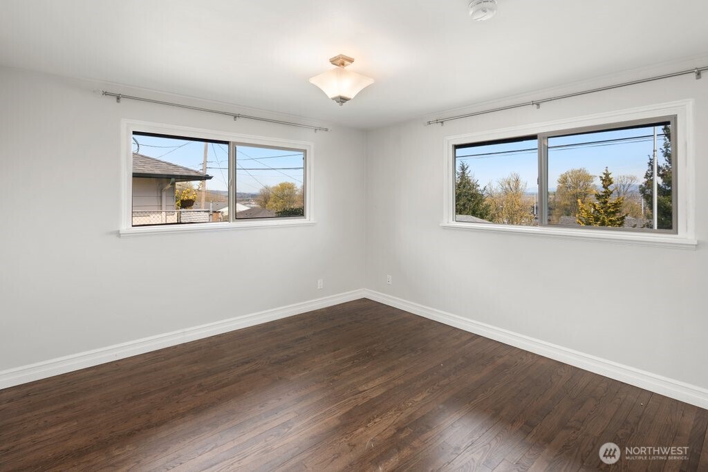 226 Bridge Way , Everett, WA 98201