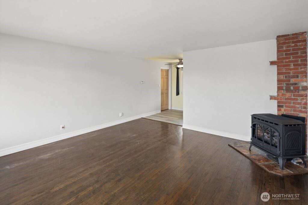 226 Bridge Way , Everett, WA 98201