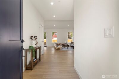 11014 6th Avenue W #B, Everett, WA 98204 - Photo 4