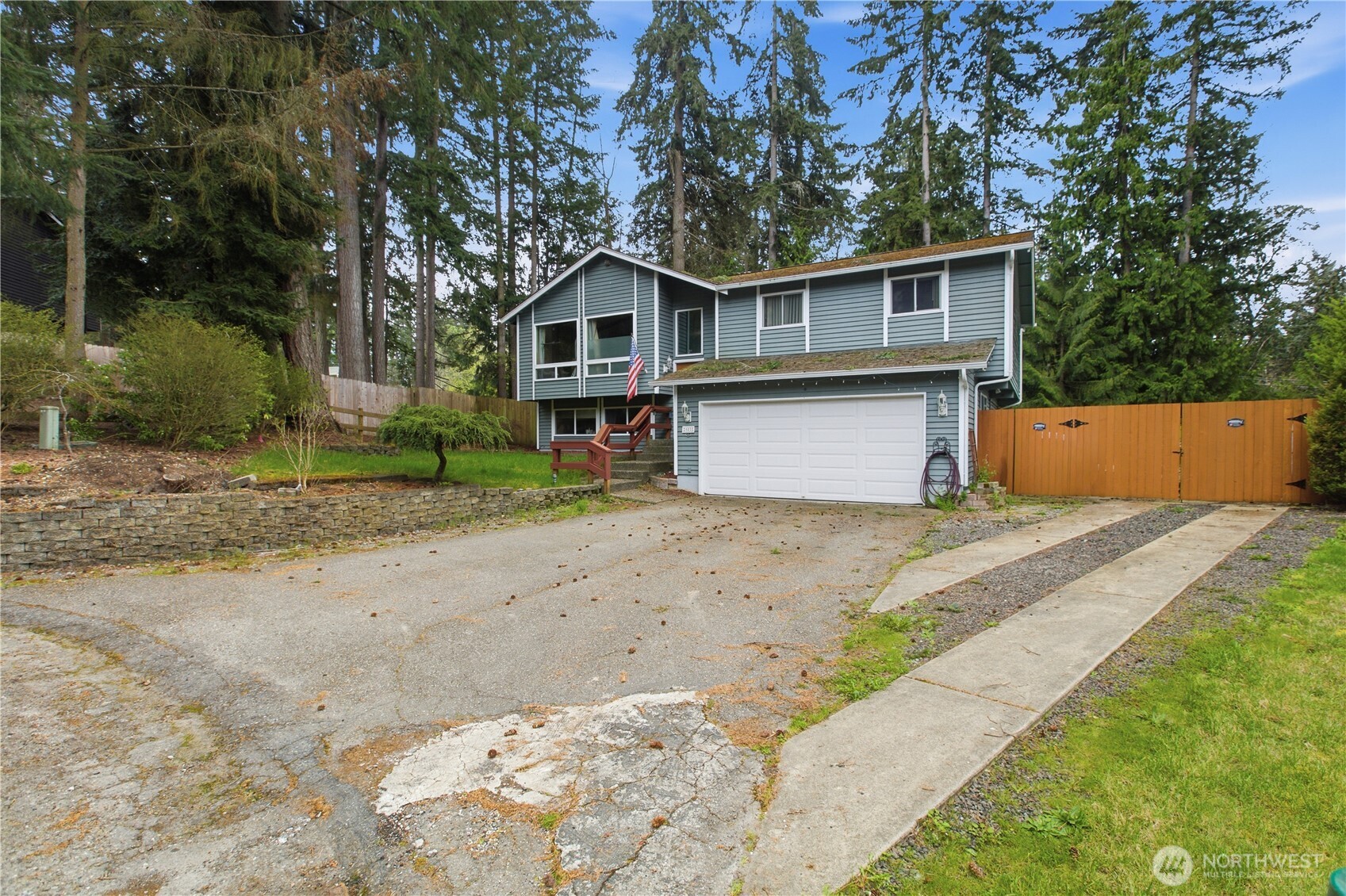 983 NE Melia Lane , Bremerton, WA 98311