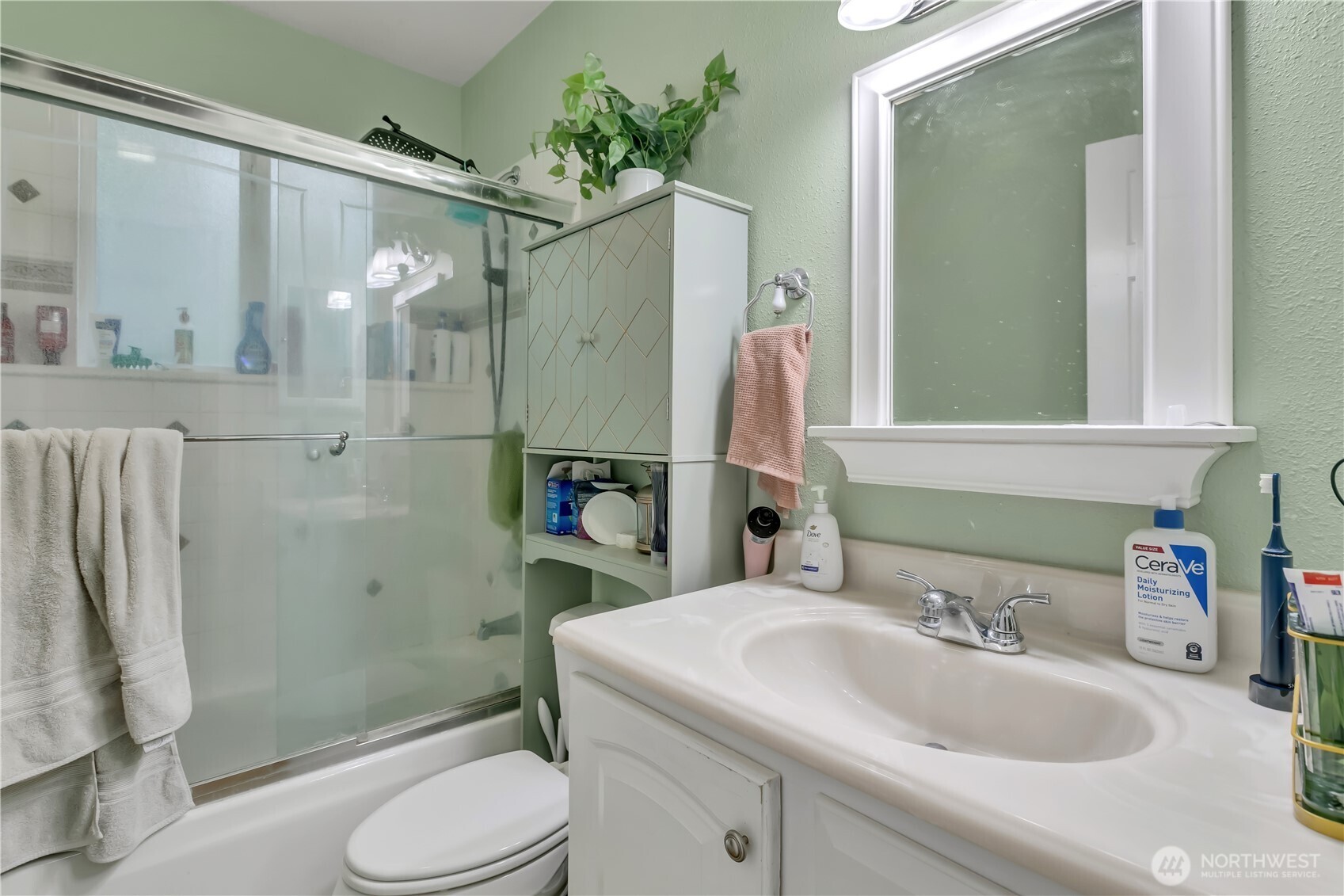 983 NE Melia Lane , Bremerton, WA 98311