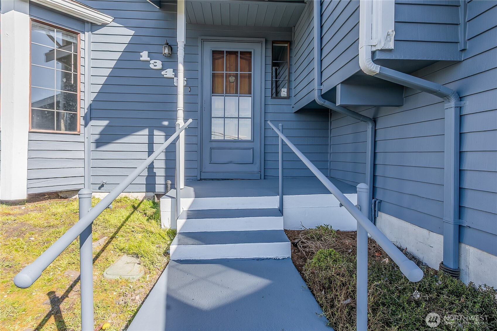1345 N Juniper Street , Tacoma, WA 98406