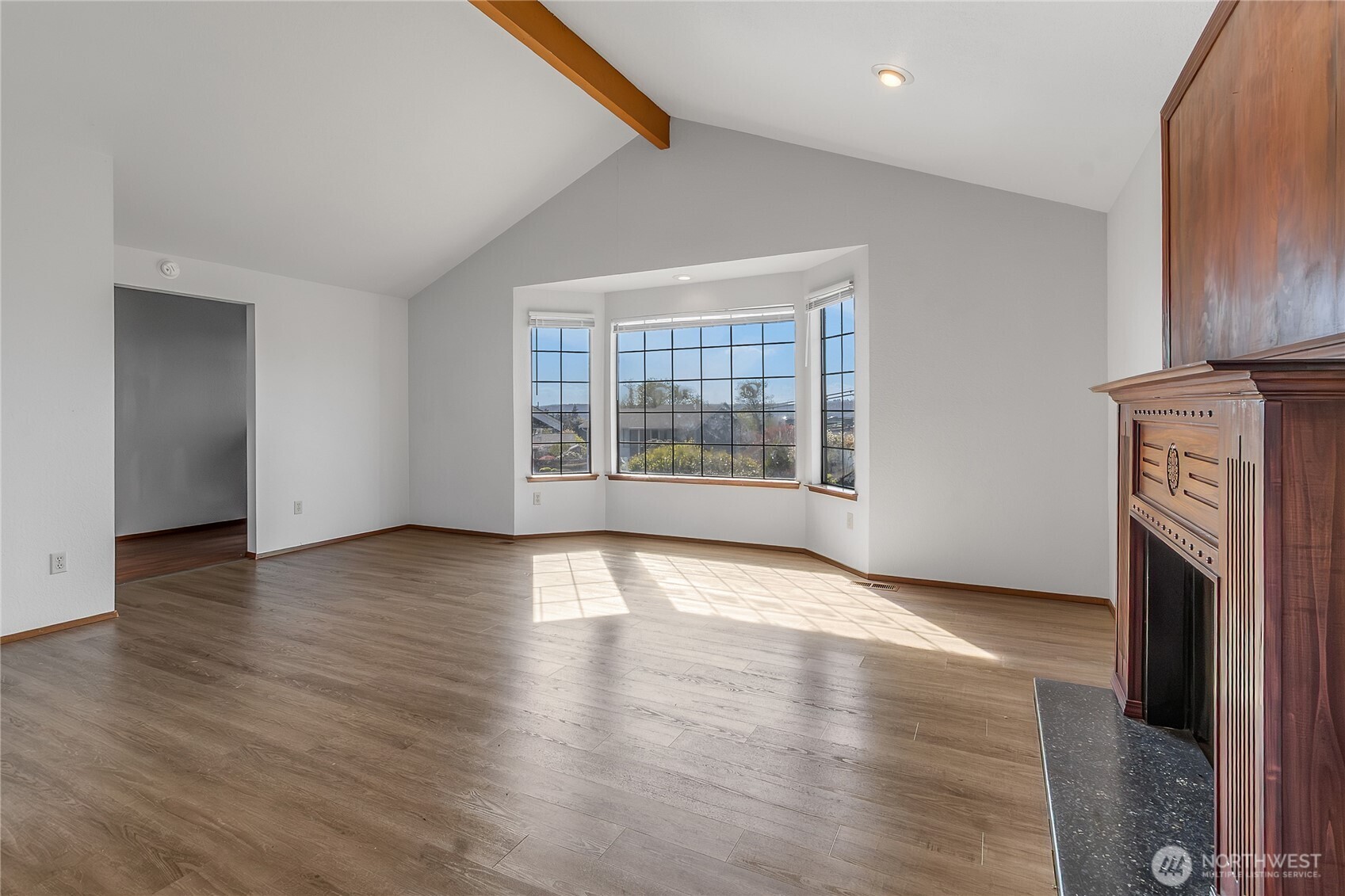 1345 N Juniper Street , Tacoma, WA 98406