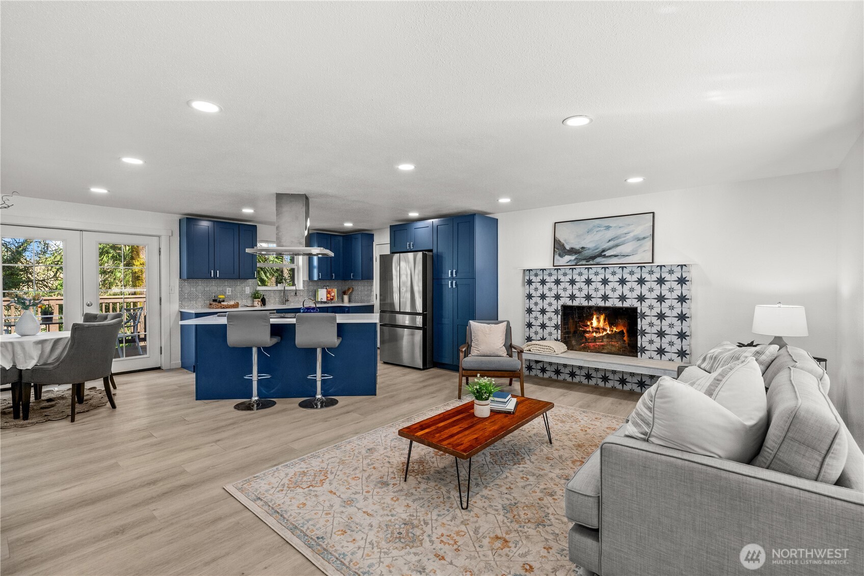 12615 68th Avenue Ct E, Puyallup, WA 98373-8821