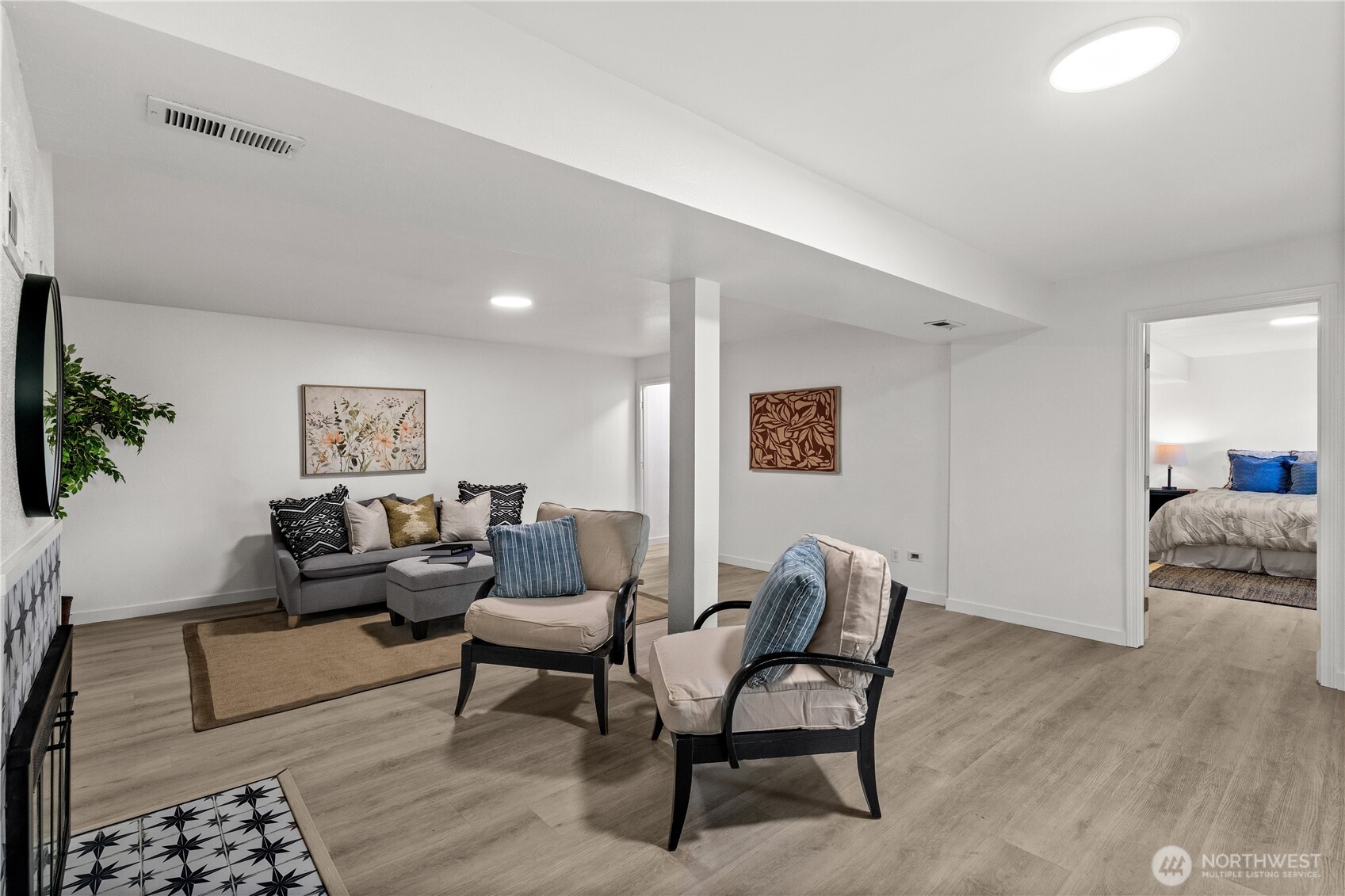 12615 68th Avenue Ct E, Puyallup, WA 98373-8821