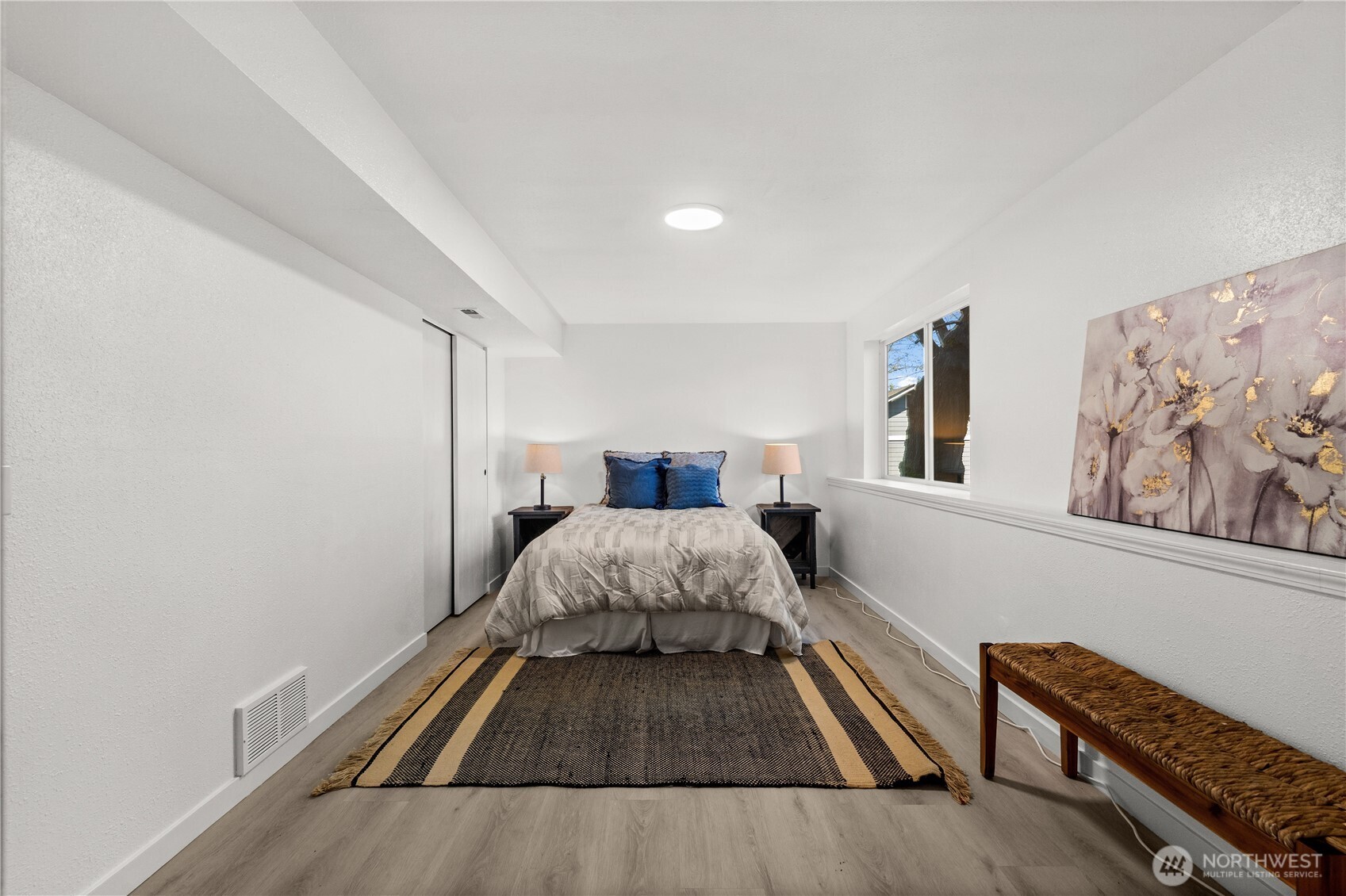 12615 68th Avenue Ct E, Puyallup, WA 98373-8821