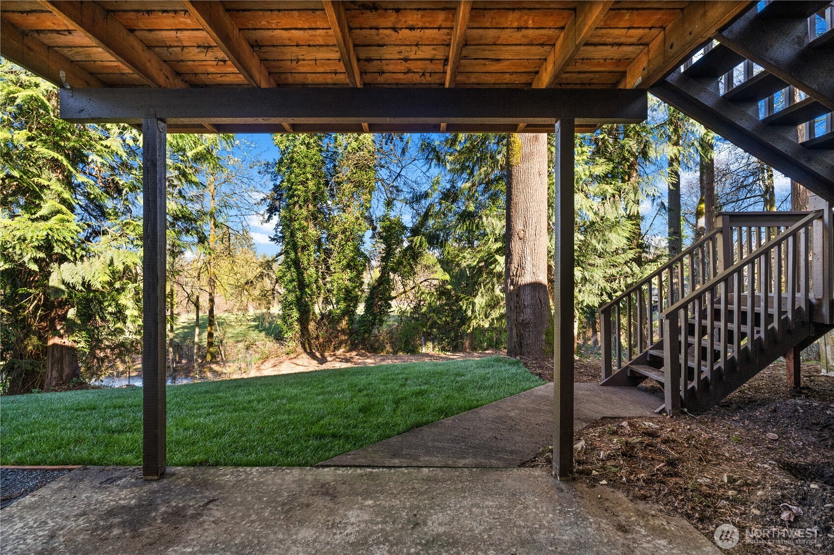 12615 68th Avenue Ct E, Puyallup, WA 98373-8821