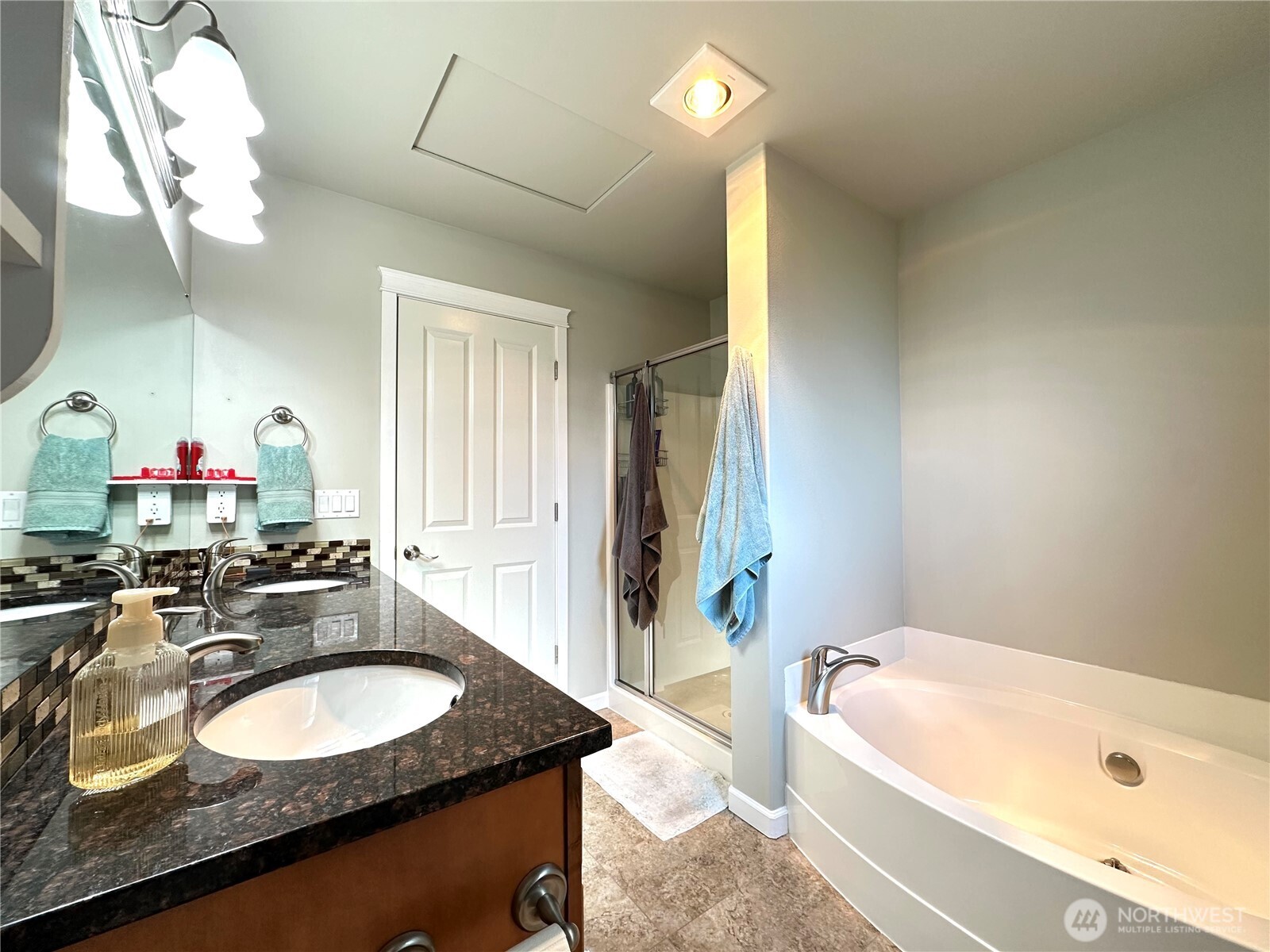 3710 W 7th Street , Anacortes, WA 98221
