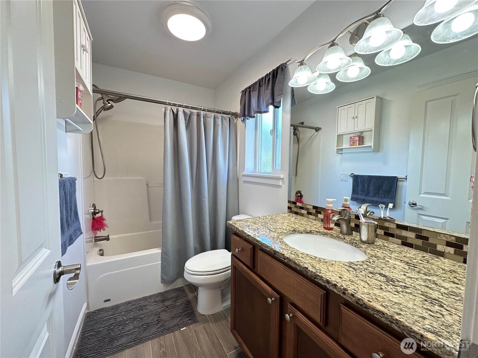 3710 W 7th Street , Anacortes, WA 98221
