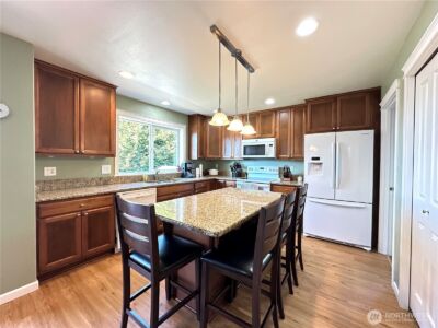 3710 W 7th Street , Anacortes, WA 98221 - Photo 7