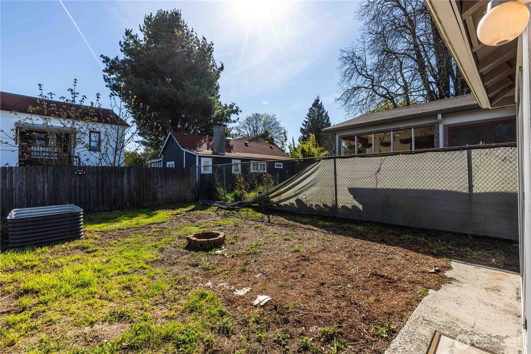 916 Pleasant Avenue , Bremerton, WA 98337