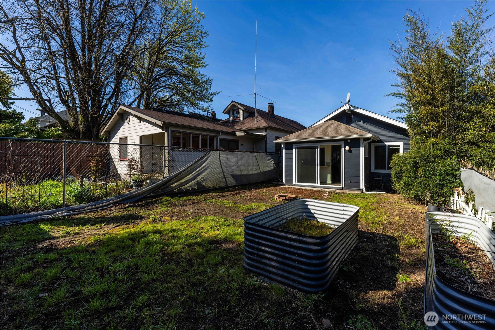 916 Pleasant Avenue , Bremerton, WA 98337