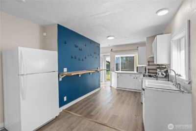 916 Pleasant Avenue , Bremerton, WA 98337 - Photo 10