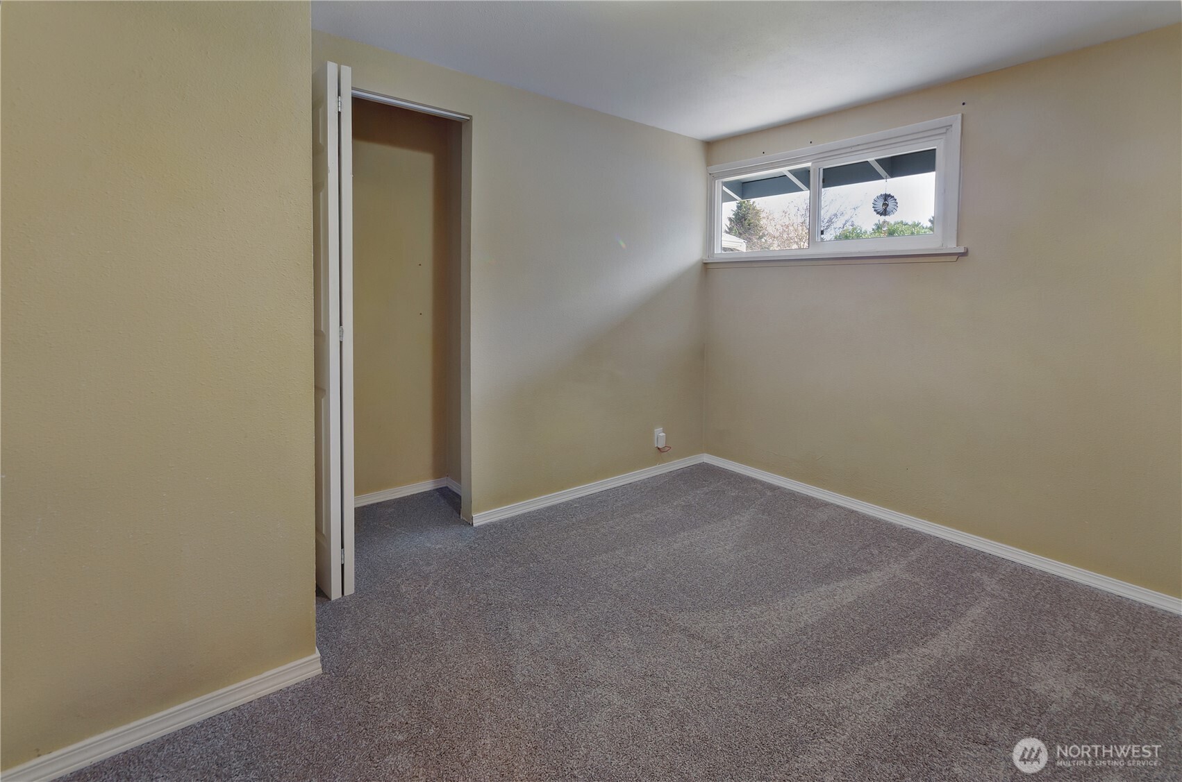 3645 67th Avenue W, University Place, WA 98466