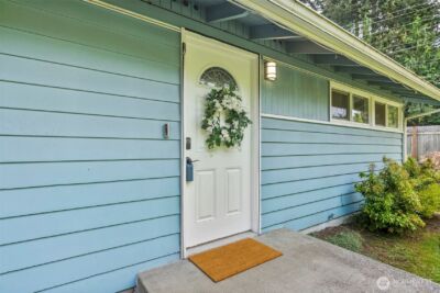 3645 67th Avenue W, University Place, WA 98466 - Photo 2