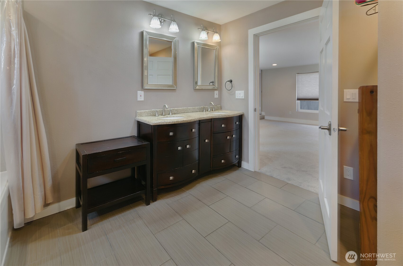 3645 67th Avenue W, University Place, WA 98466