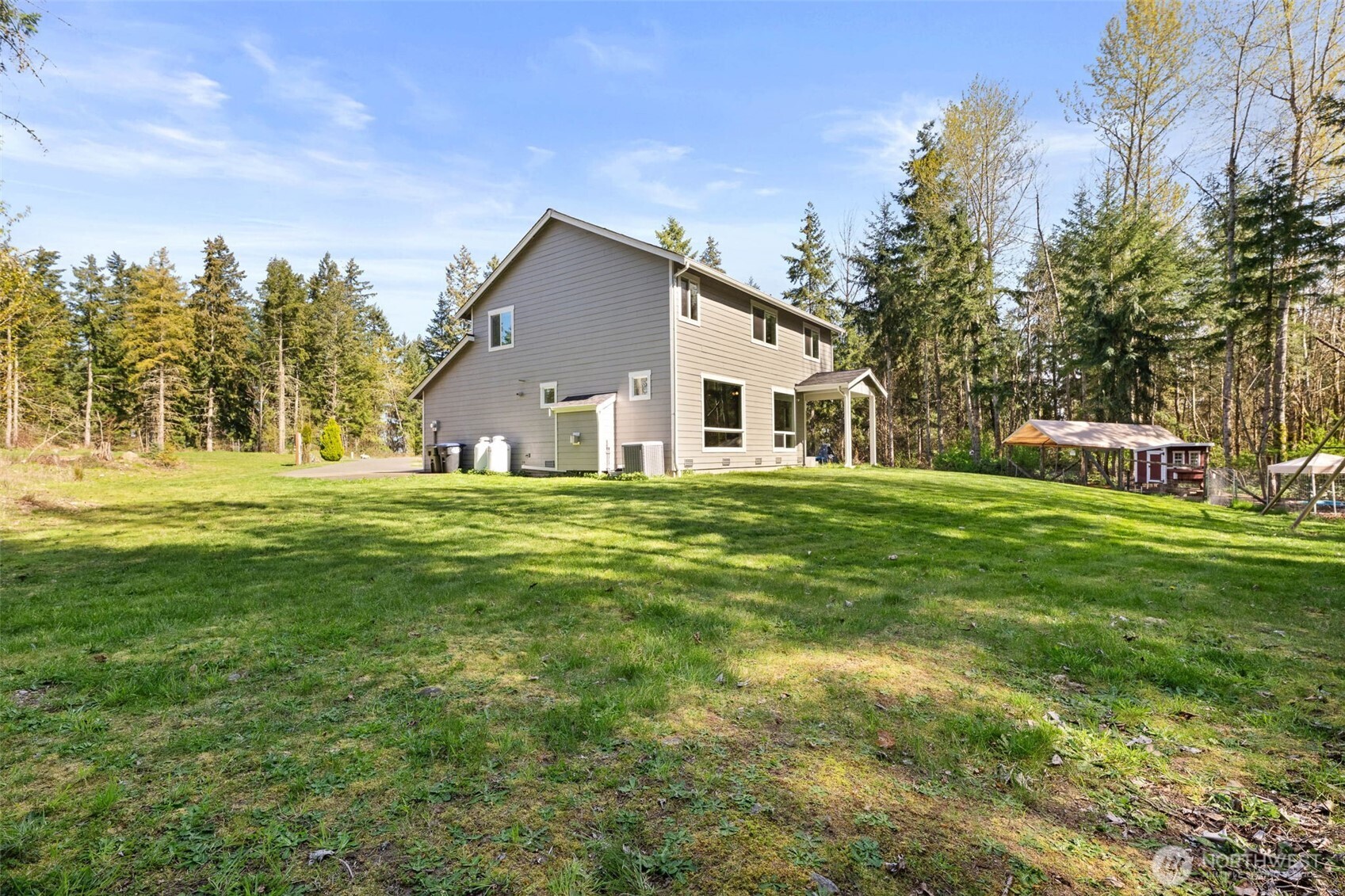 14229 Rainier View Drive SE, Yelm, WA 98597-6722