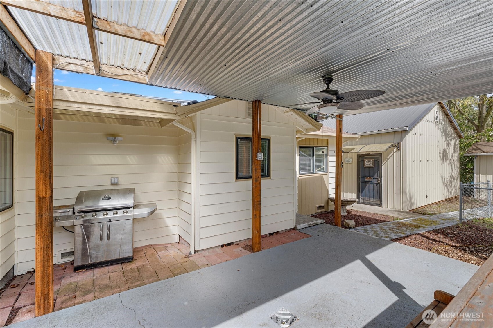 13648 28th Place S, SeaTac, WA 98168