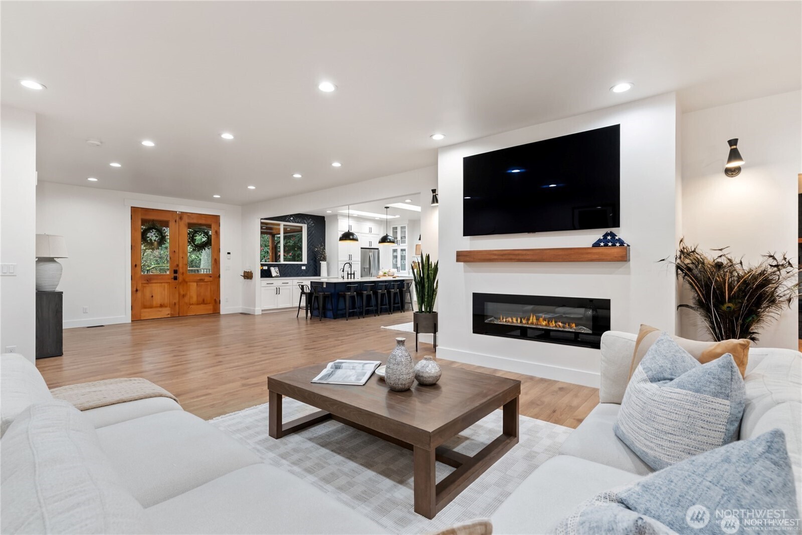 2518 Cincinnati Street , Steilacoom, WA 98388