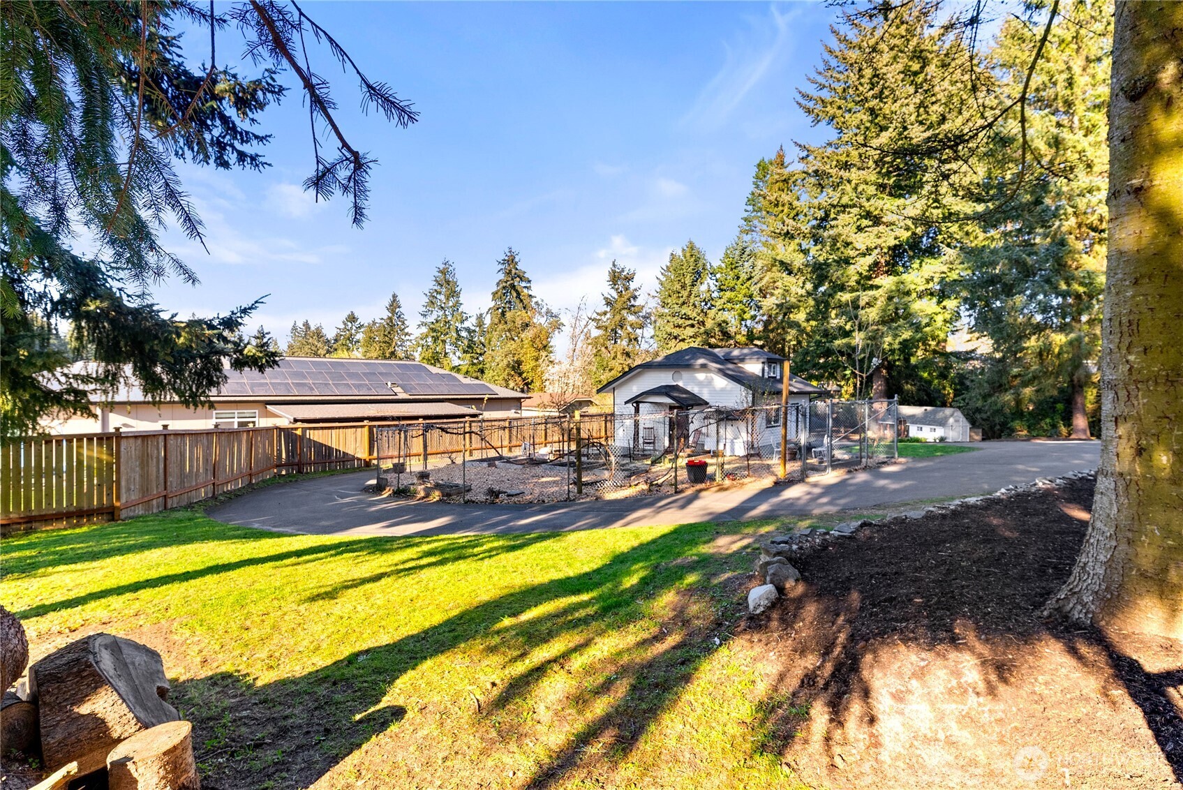 2518 Cincinnati Street , Steilacoom, WA 98388