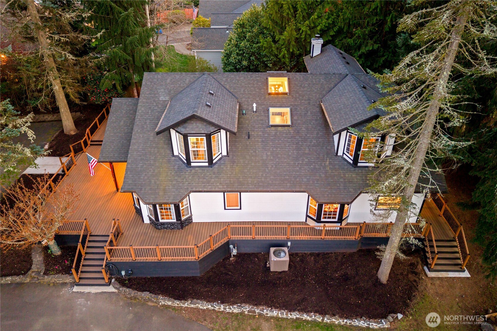 2518 Cincinnati Street , Steilacoom, WA 98388