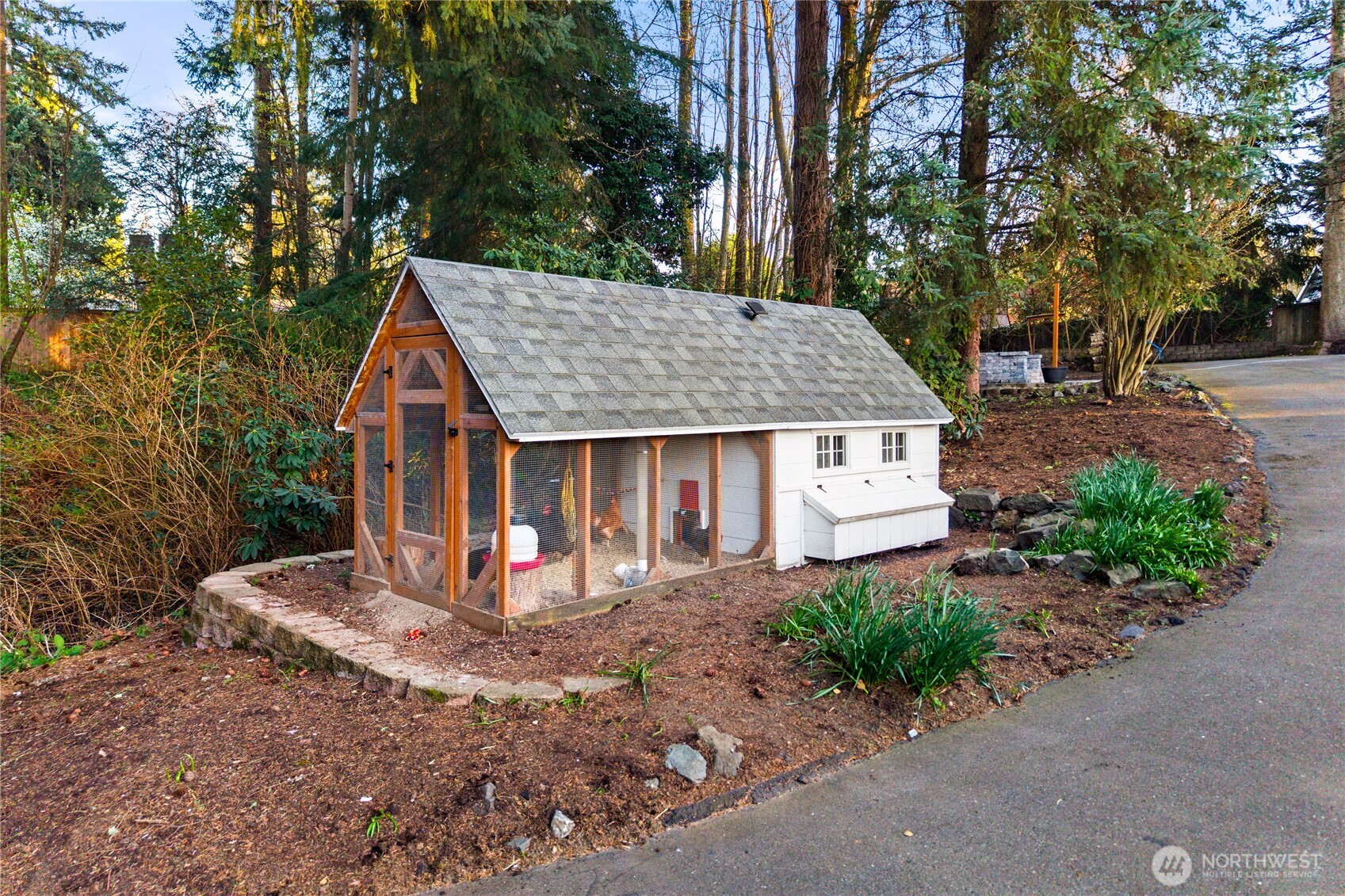 2518 Cincinnati Street , Steilacoom, WA 98388