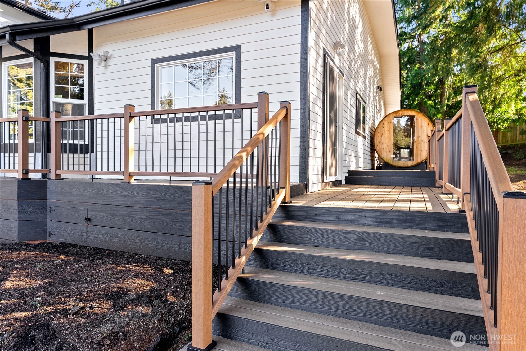 2518 Cincinnati Street , Steilacoom, WA 98388