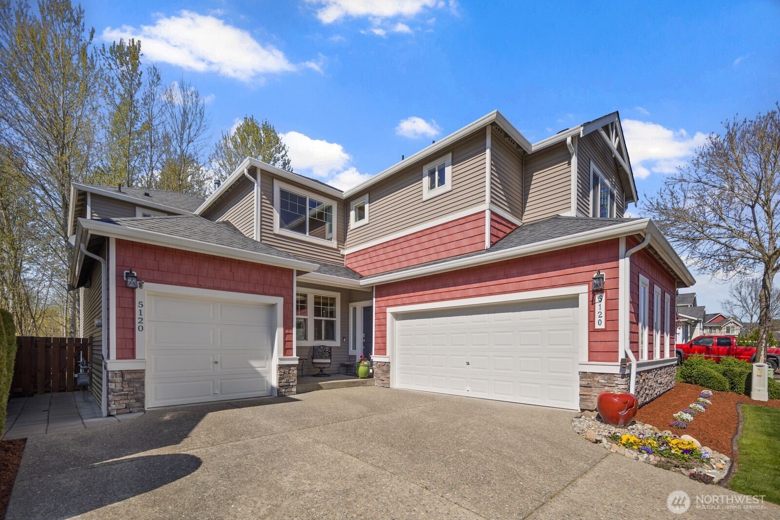 5120 S 214th Way #10, Kent, WA 98032