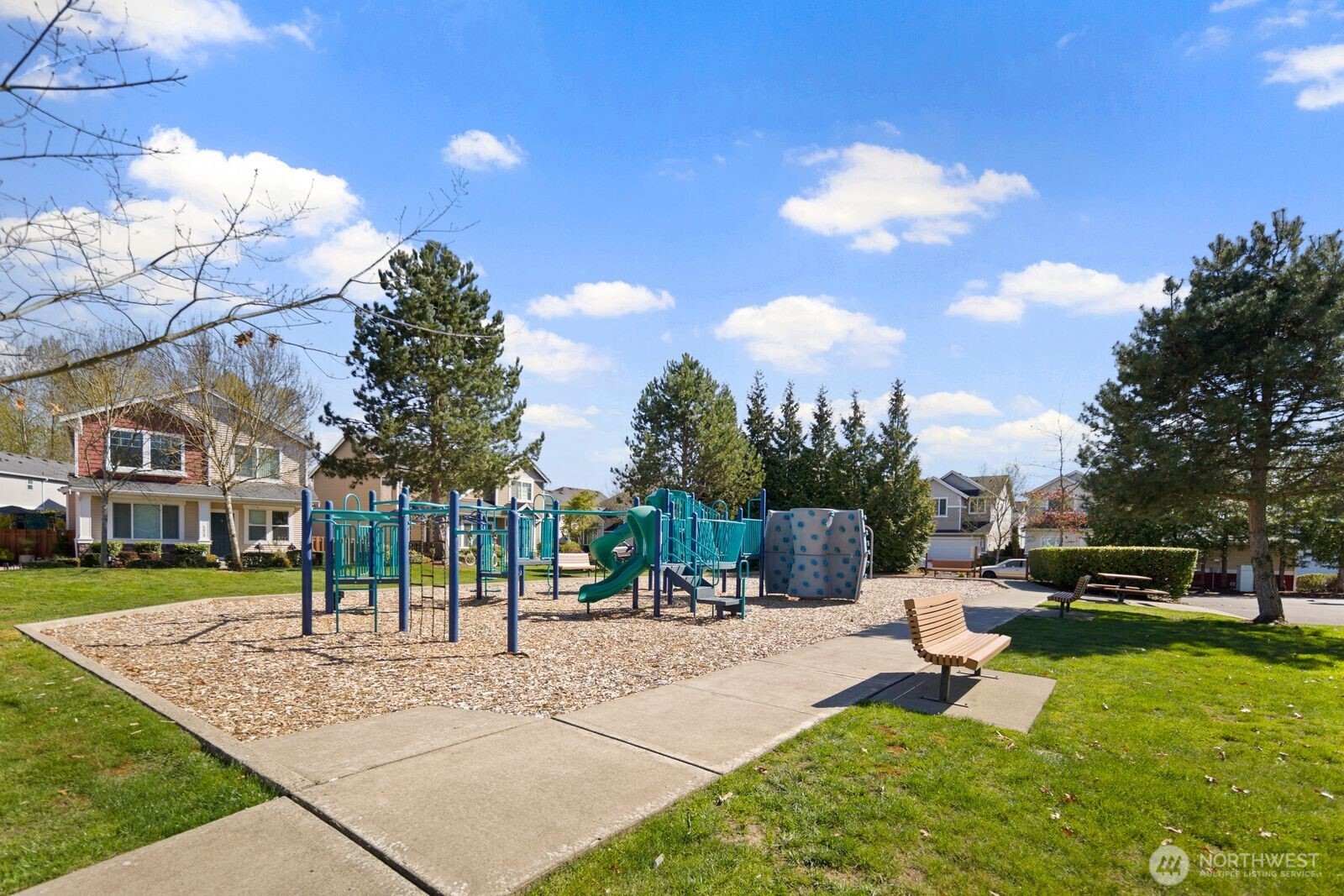 5120 S 214th Way #10, Kent, WA 98032