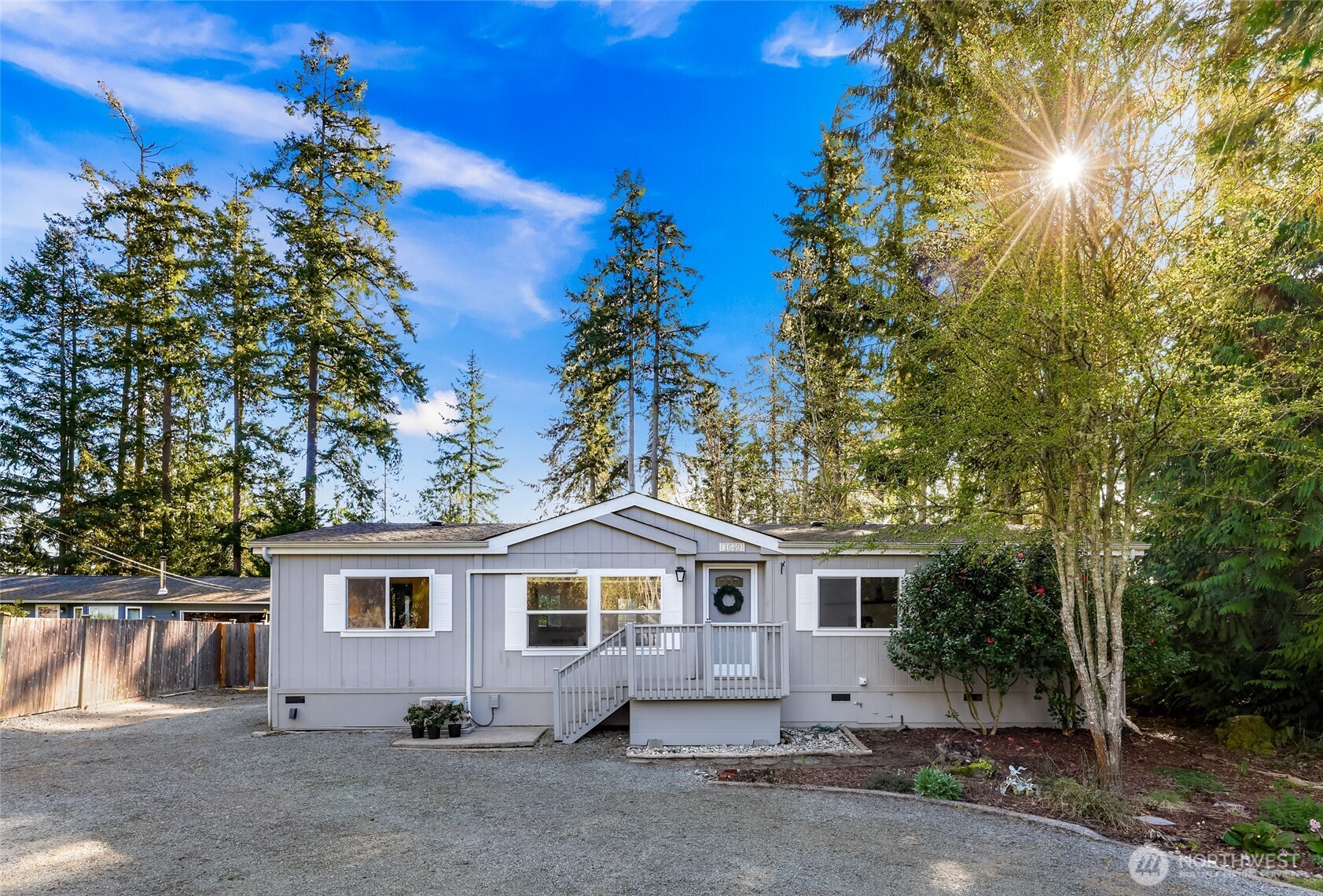 1649 Oak Ridge Drive , Camano Island, WA 98282