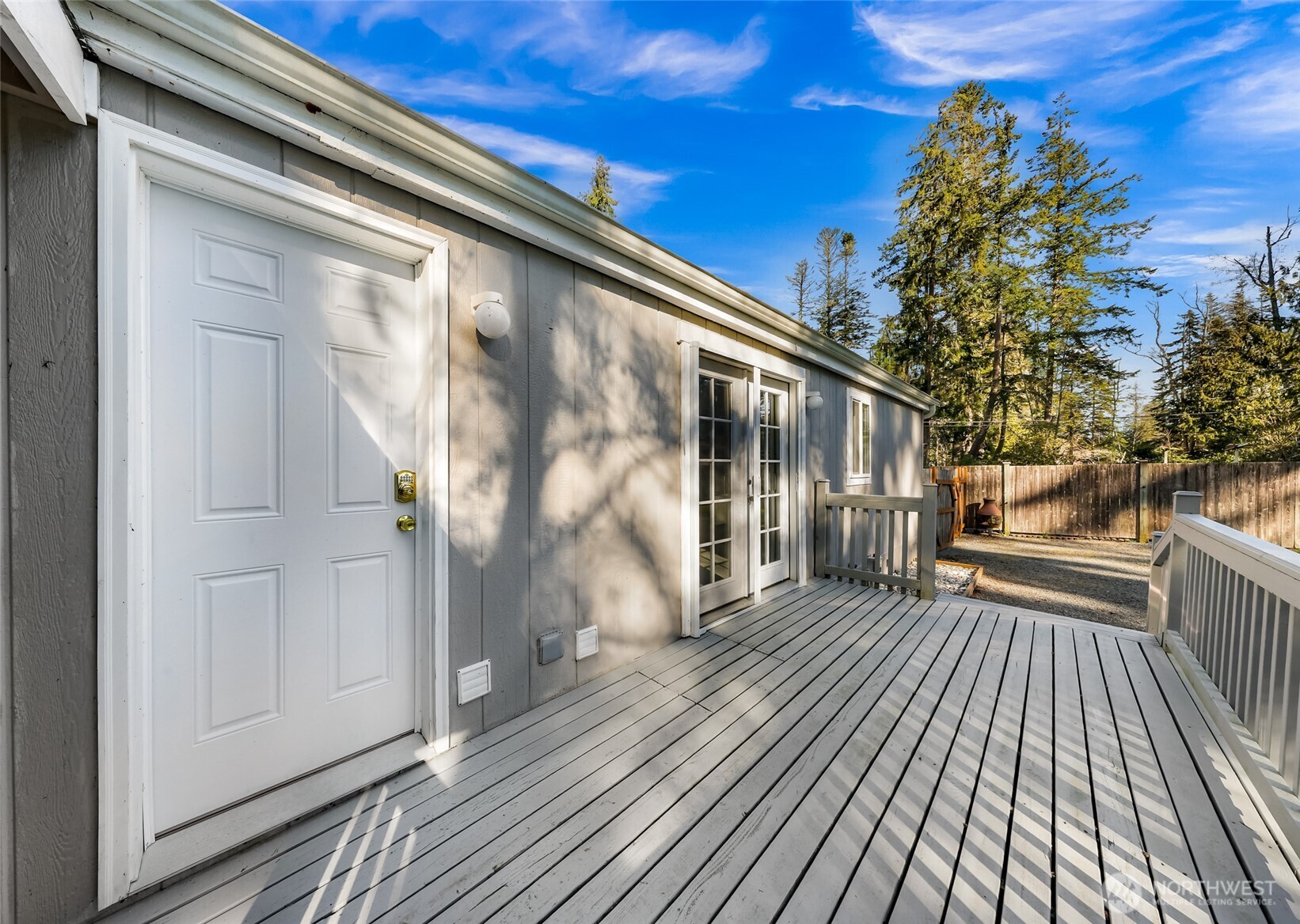 1649 Oak Ridge Drive , Camano Island, WA 98282