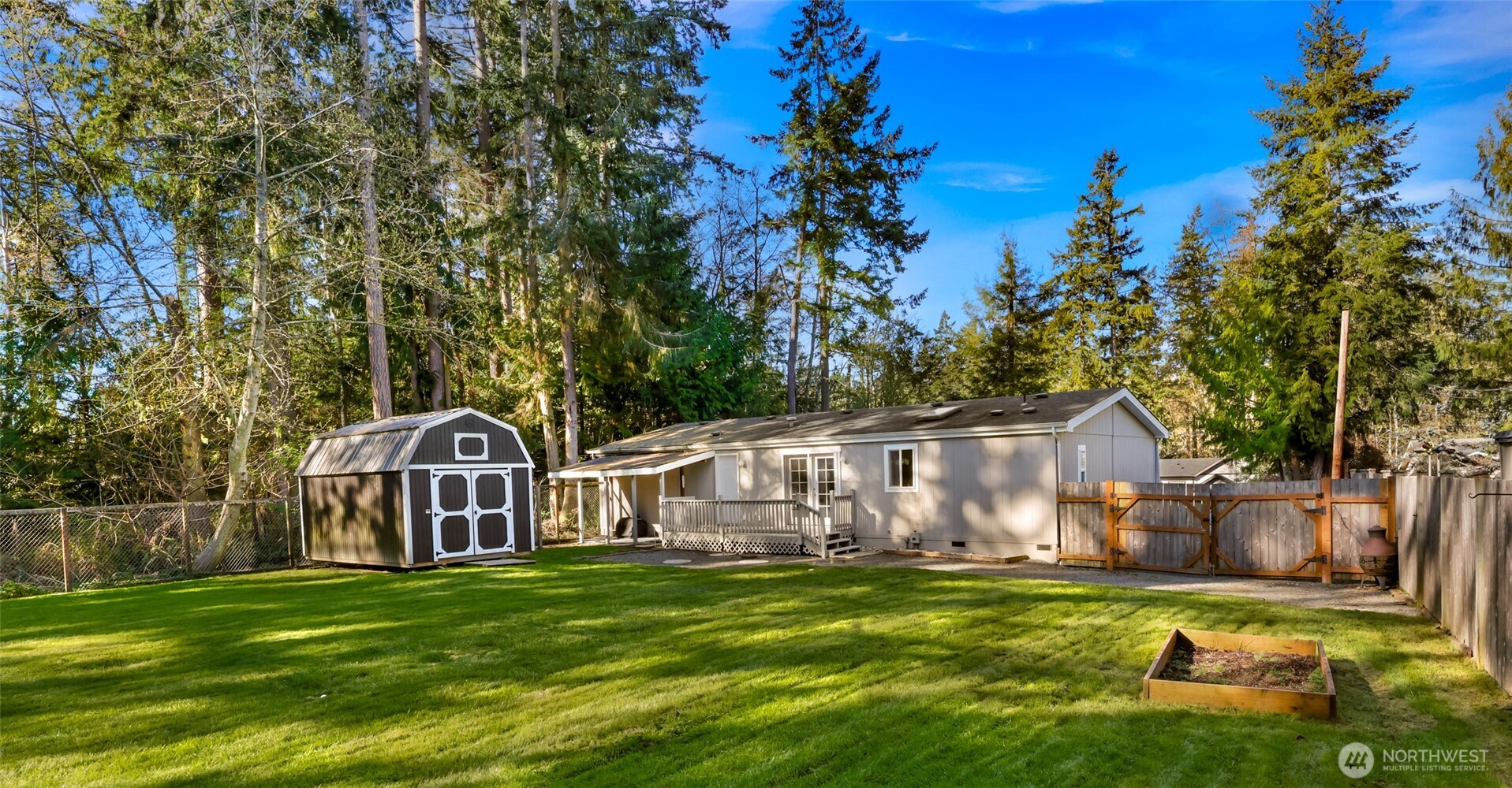 1649 Oak Ridge Drive , Camano Island, WA 98282