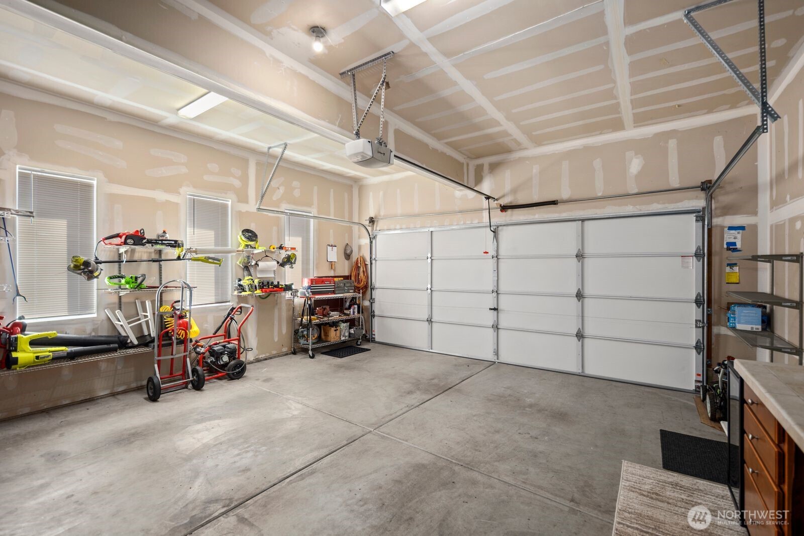 5120 S 214th Way #10, Kent, WA 98032