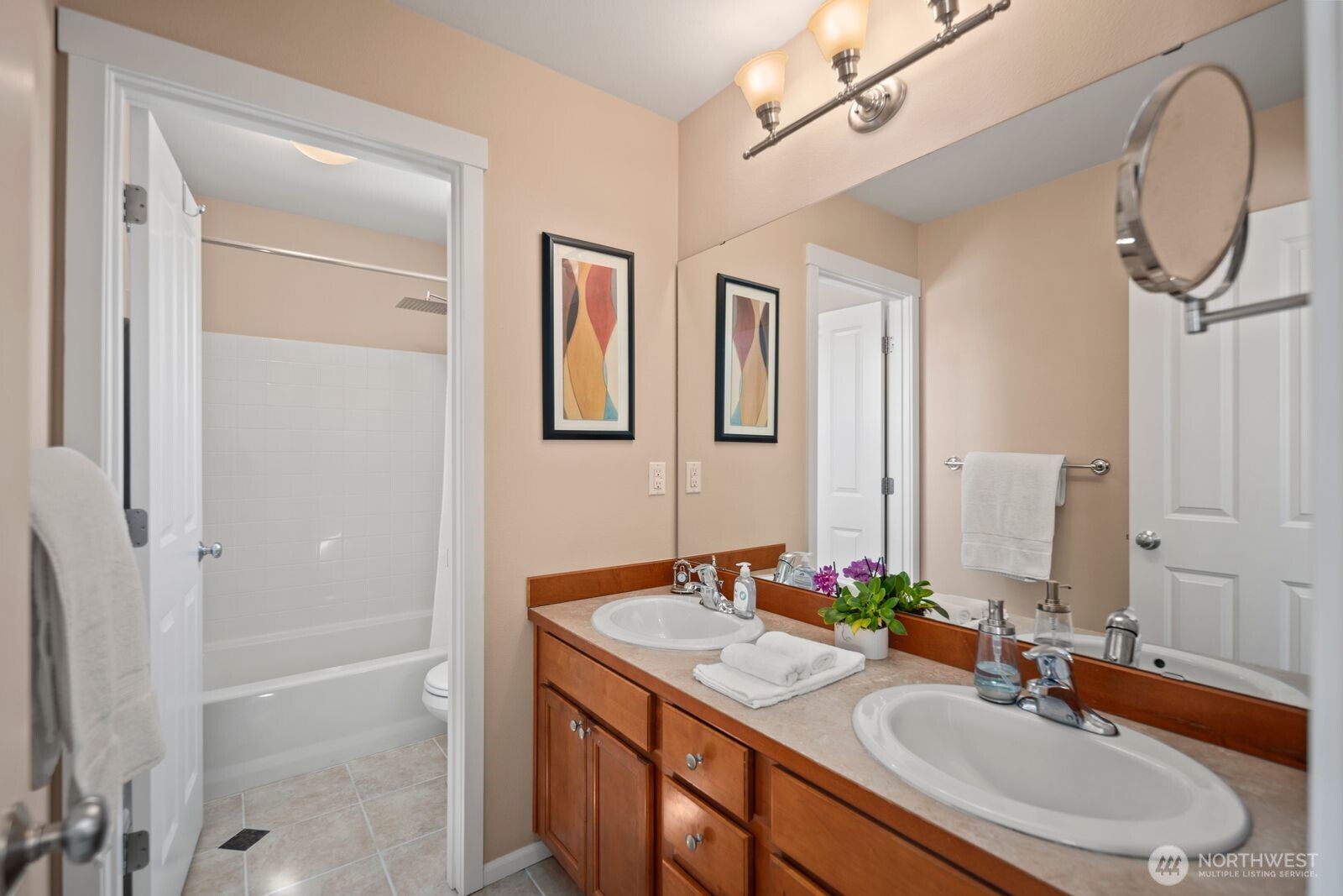 5120 S 214th Way #10, Kent, WA 98032