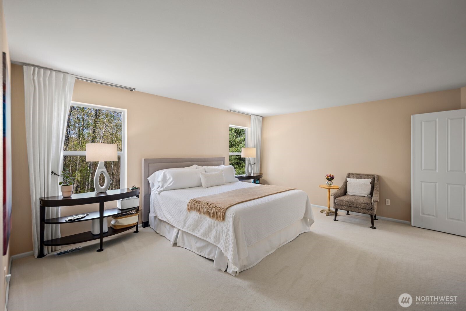 5120 S 214th Way #10, Kent, WA 98032