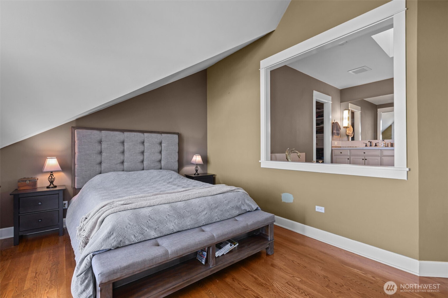 2200 11th Avenue W #A, Seattle, WA 98119